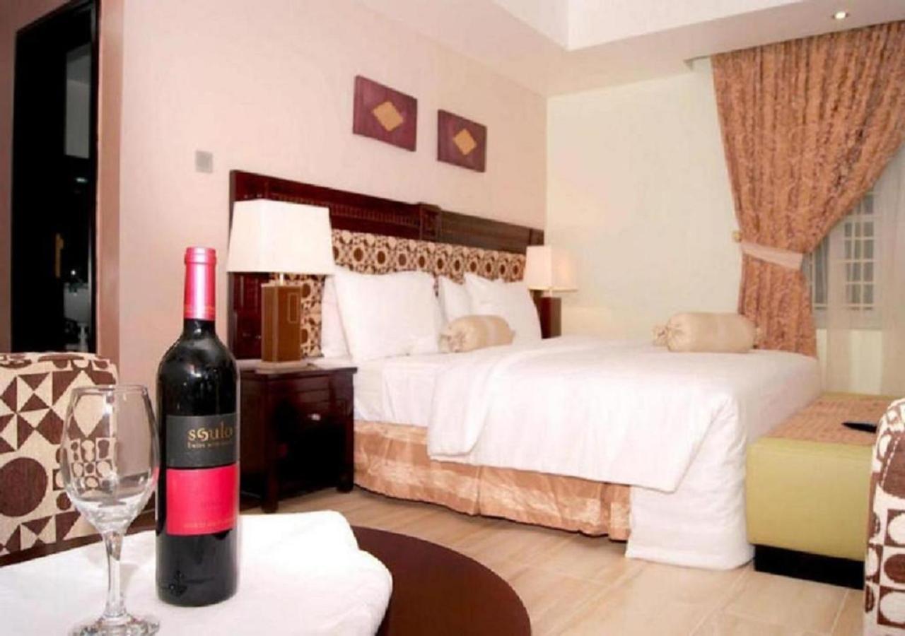 Exel Oriental Hotel & Suites Лагос Экстерьер фото